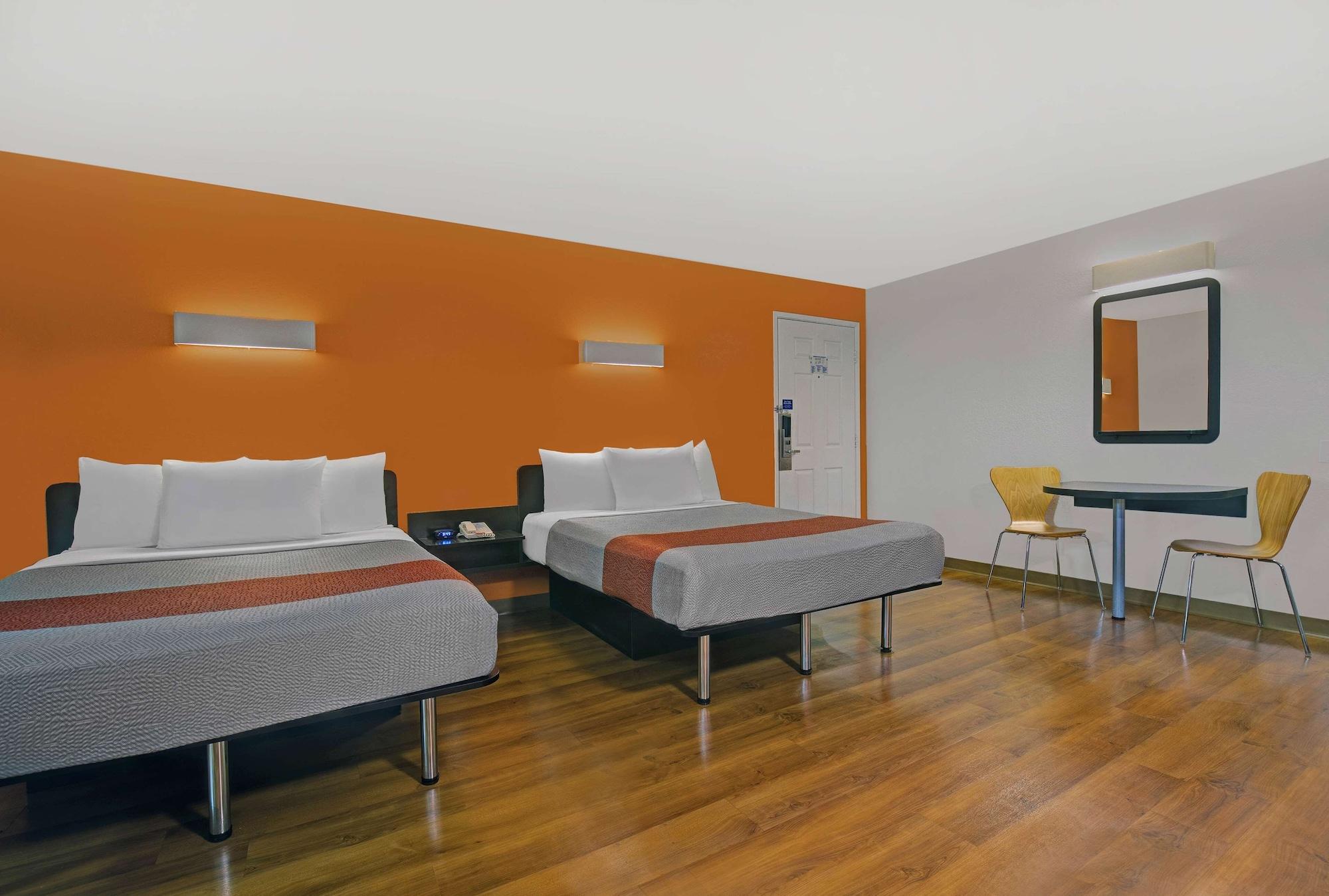 Motel 6-Marina, Ca - Monterey Экстерьер фото