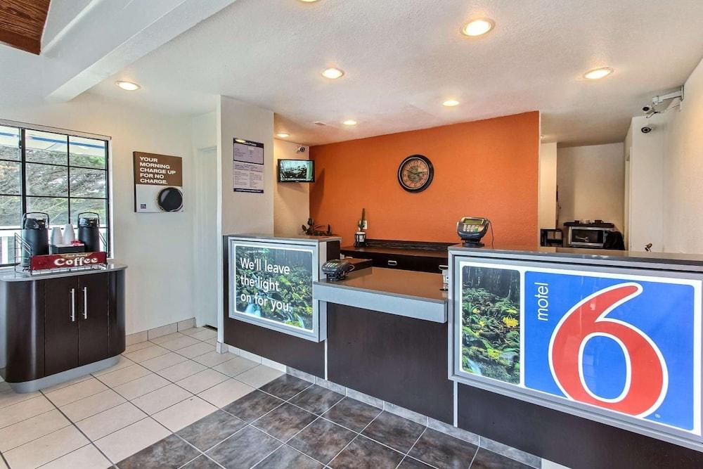 Motel 6-Marina, Ca - Monterey Экстерьер фото