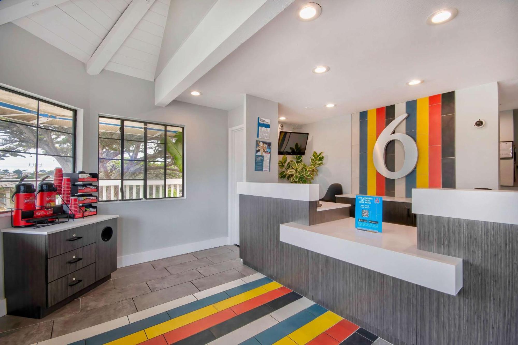 Motel 6-Marina, Ca - Monterey Экстерьер фото